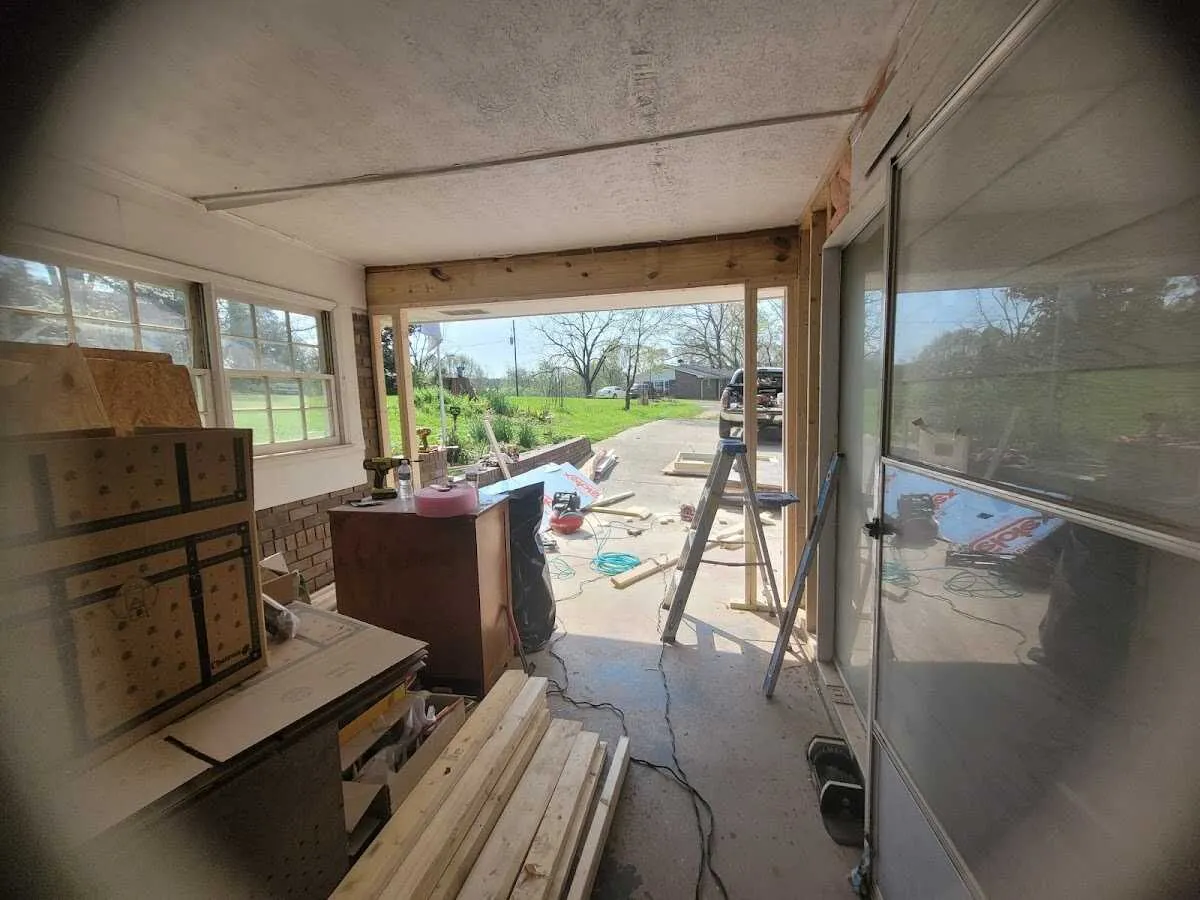 Air movers and dehumidifier for Drying & Dehumidification in Diamond Springs